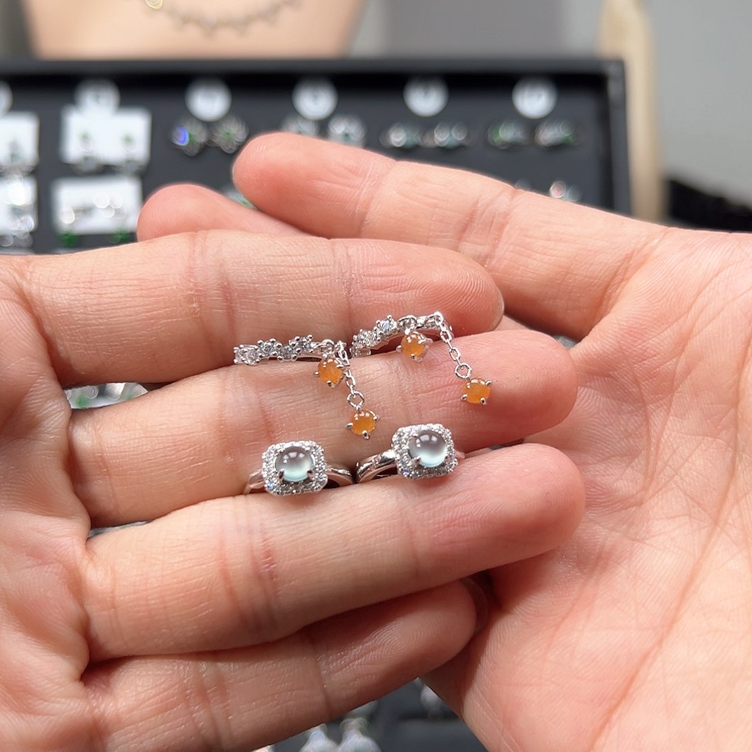 翡翠耳饰银S925镶嵌南**酒2对