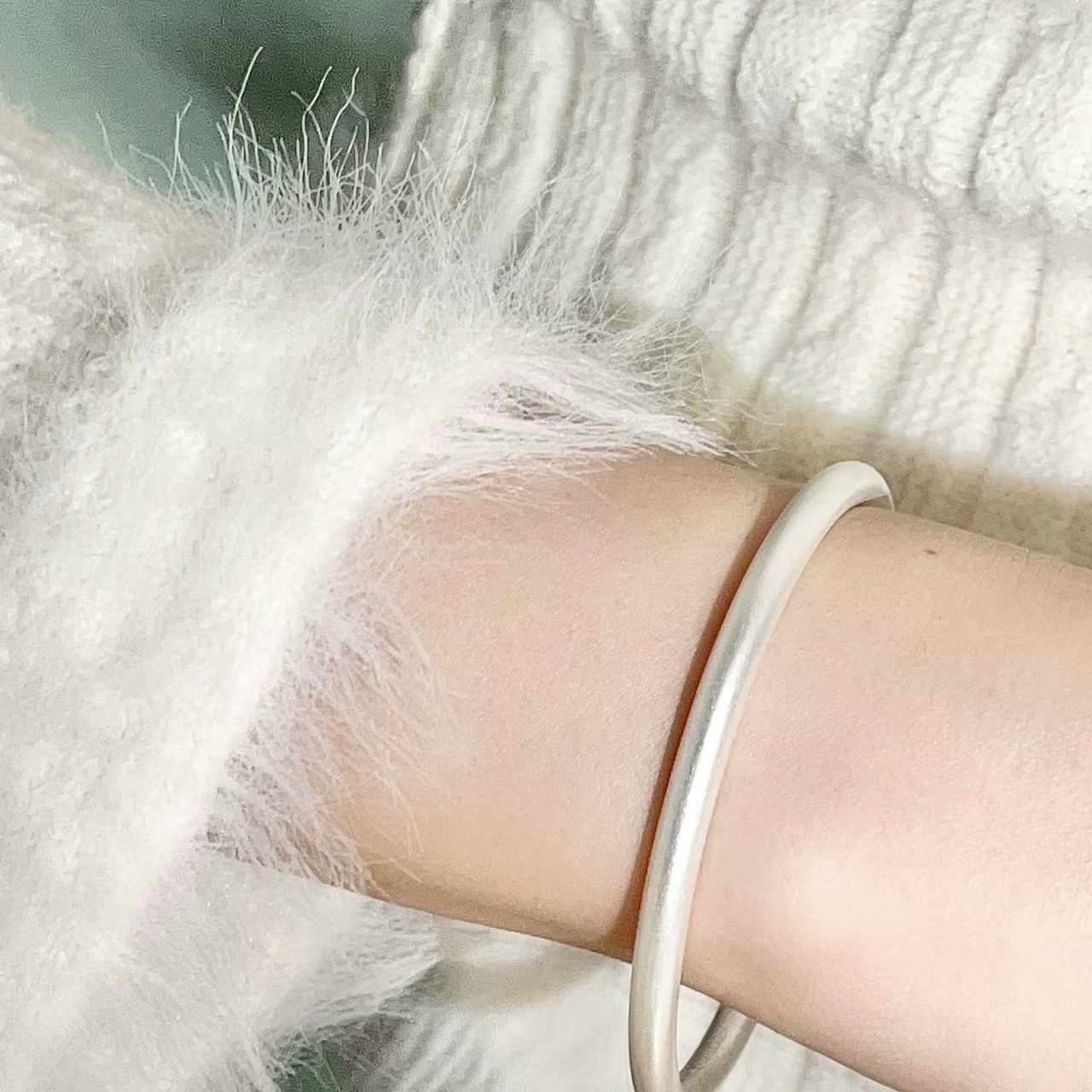 足银手镯 通体实心足银999.9古法素圈手镯