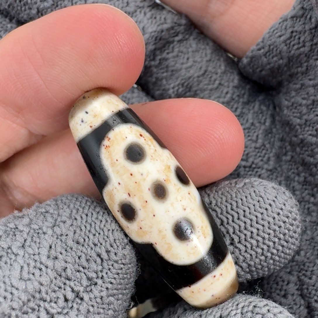 玛瑙/玉髓未镶嵌颈饰行运朱砂