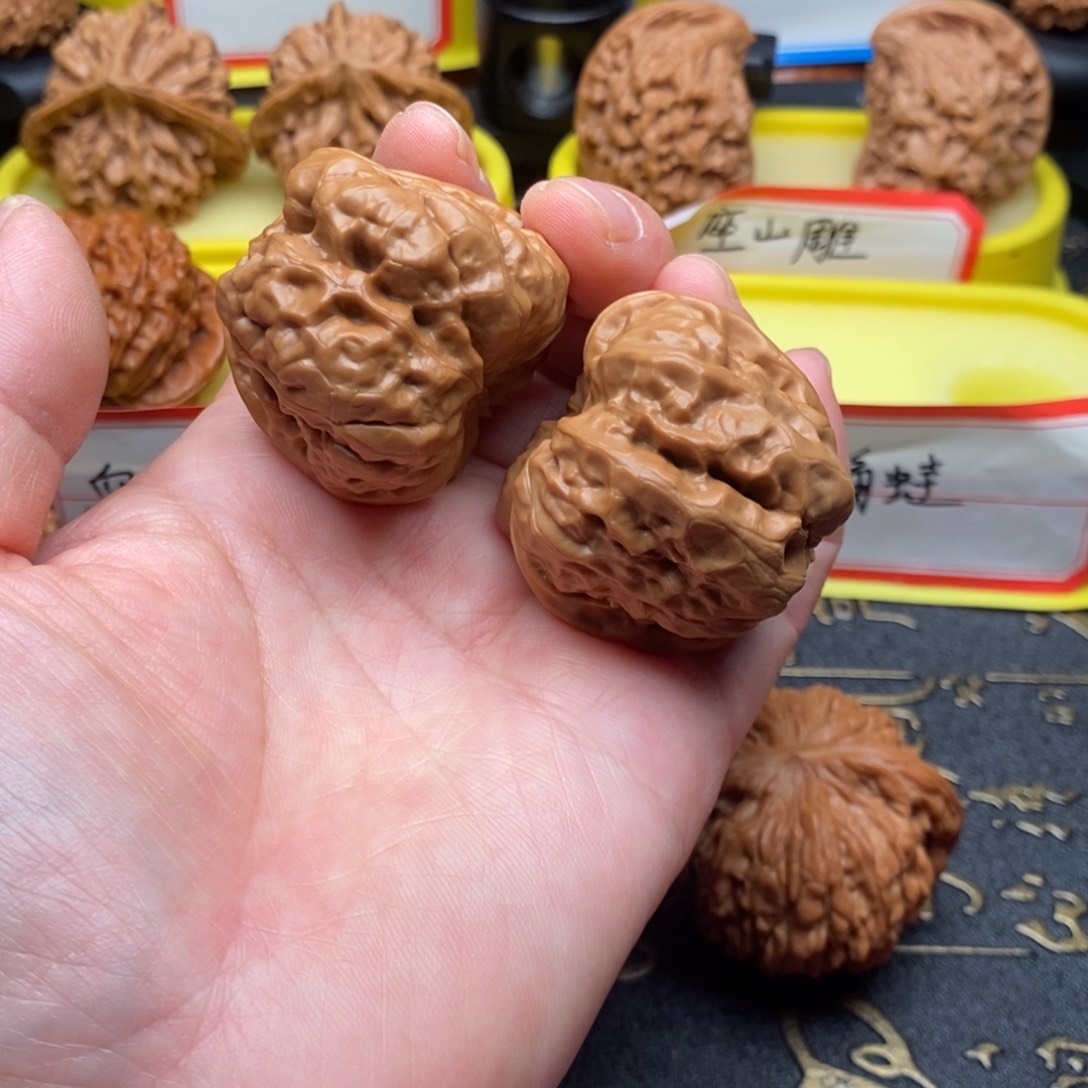 1***7吊坠文玩核桃三角蛙