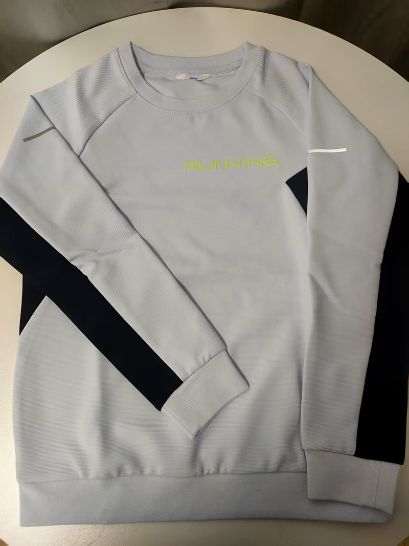 春秋季儿童百搭休闲圆领套头长袖卫衣 130-170码 4318