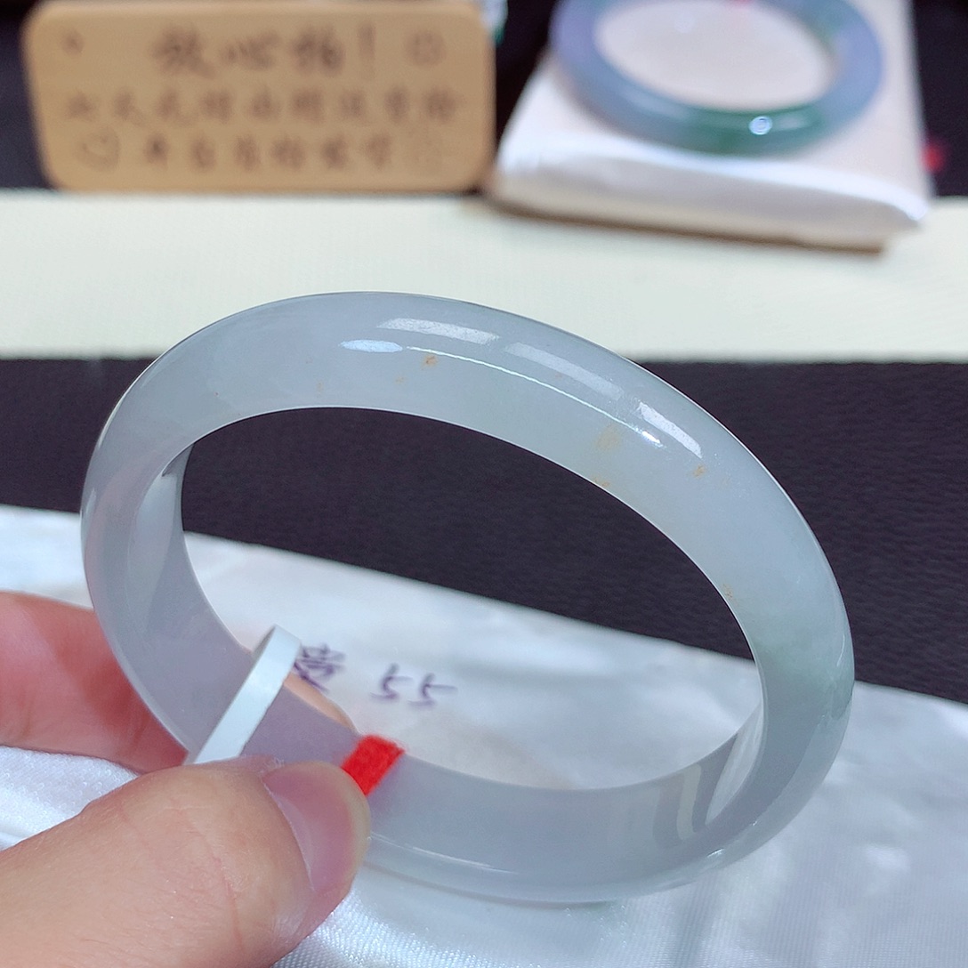 未镶嵌手镯翡翠577