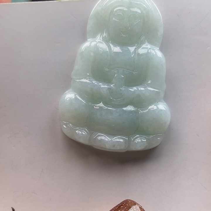 翡翠未镶嵌颈饰挂件