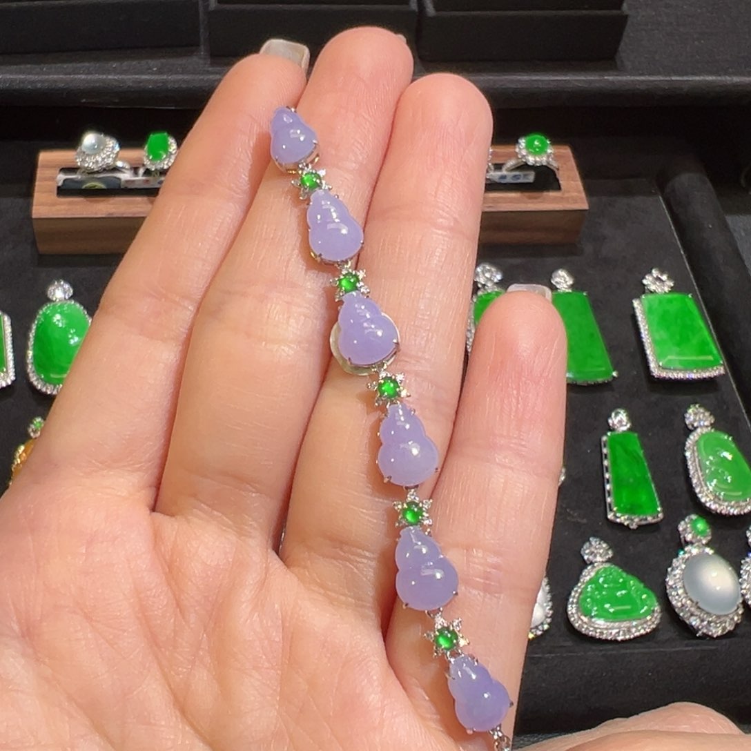 翡翠颈饰18K金镶嵌收到货48小时鉴赏期