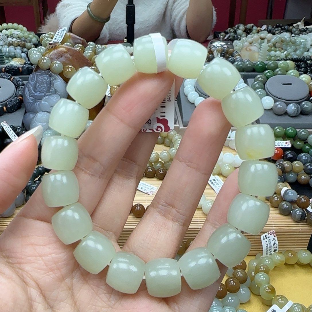 和田玉手链未镶嵌