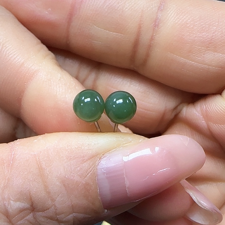 和田玉耳钉银S925镶嵌