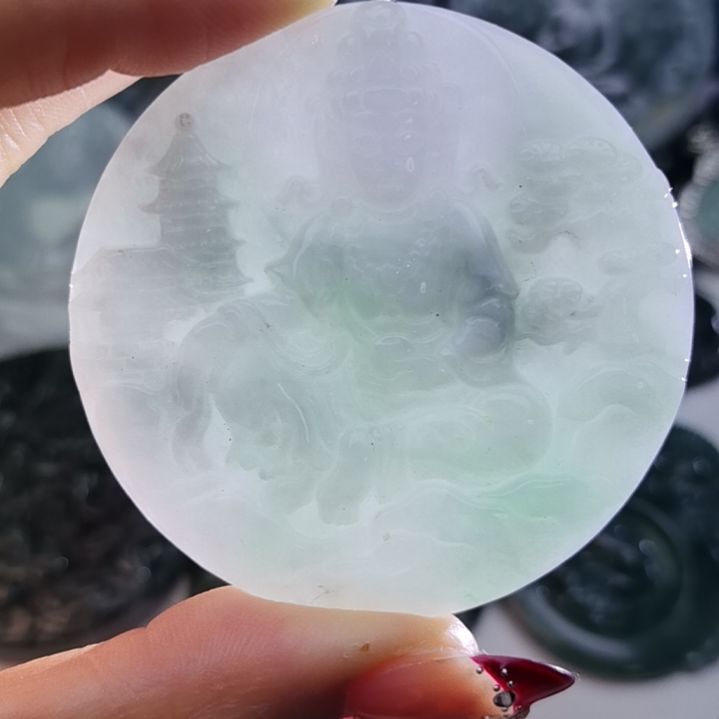 翡翠颈饰未镶嵌天然的A货翡翠多样性发货