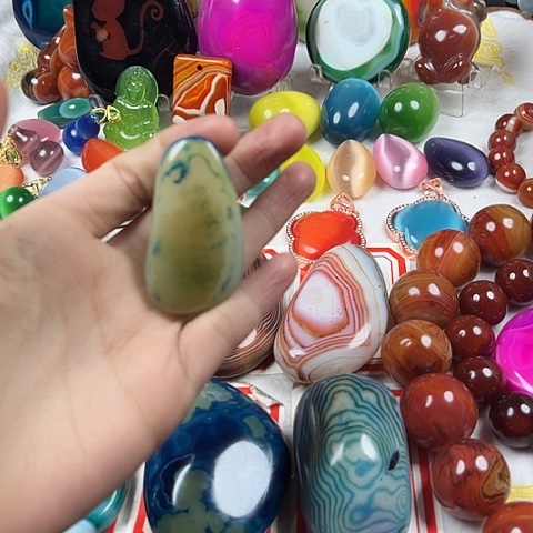 玛瑙/玉髓颈饰合金