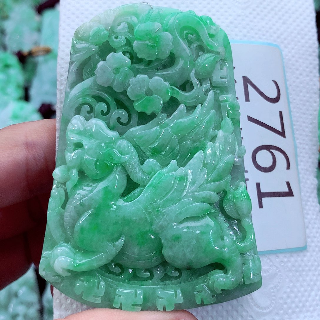 吊坠(不含链)未镶嵌翡翠