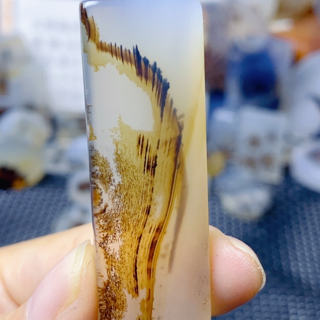 玛瑙/玉髓未镶嵌珠宝奇石