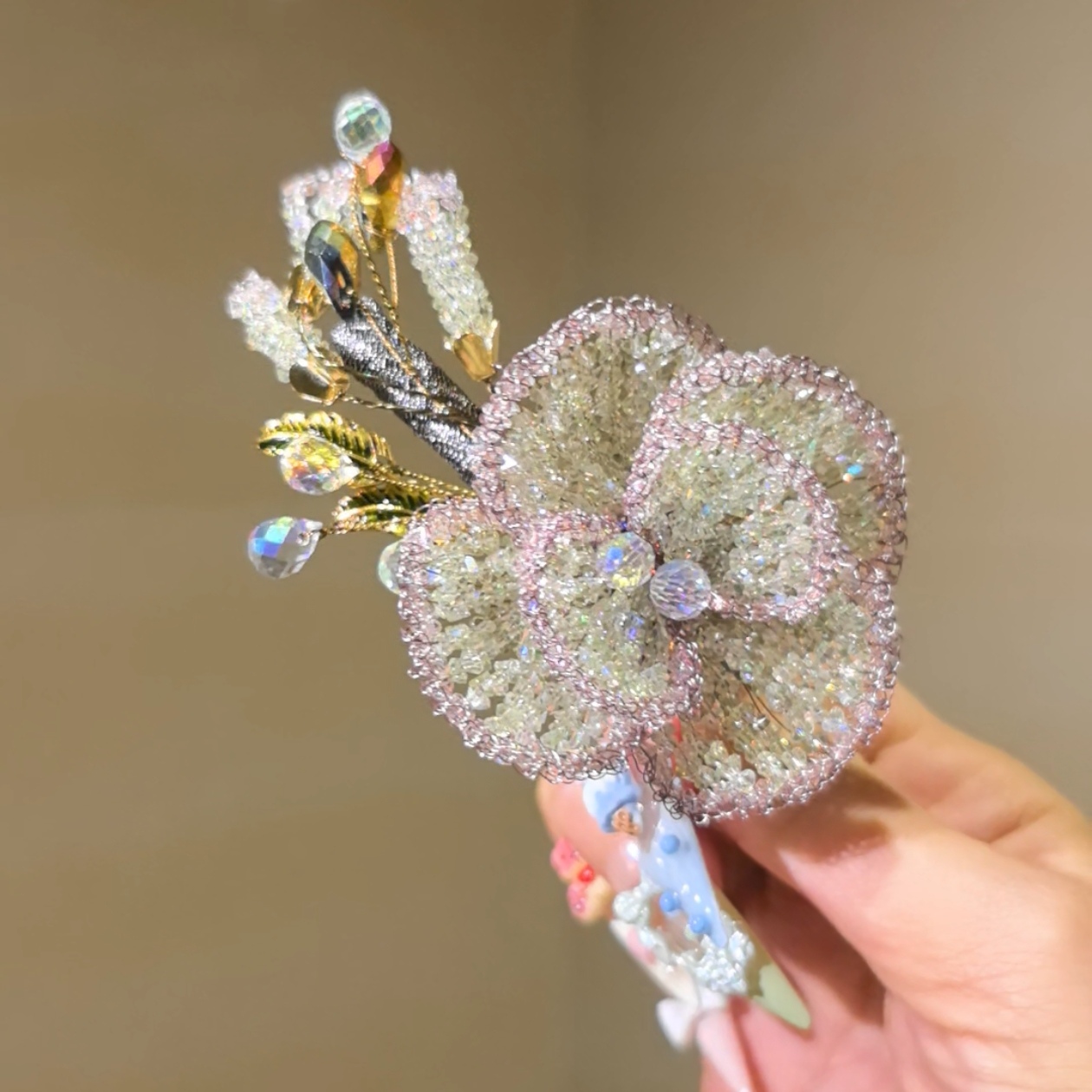 莫奈绿玫瑰花朵边夹设计气质高级感日常百搭款