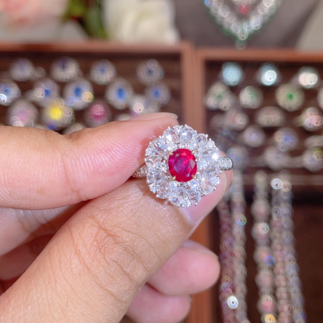 红宝石戒指18K金镶嵌1.03ct 无烧鸽血