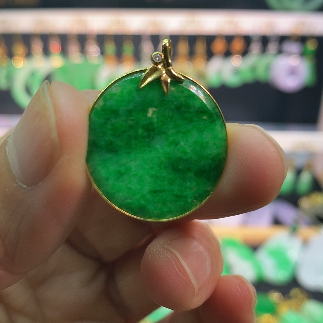 翡翠18K金镶嵌吊坠(赠链)吊坠
