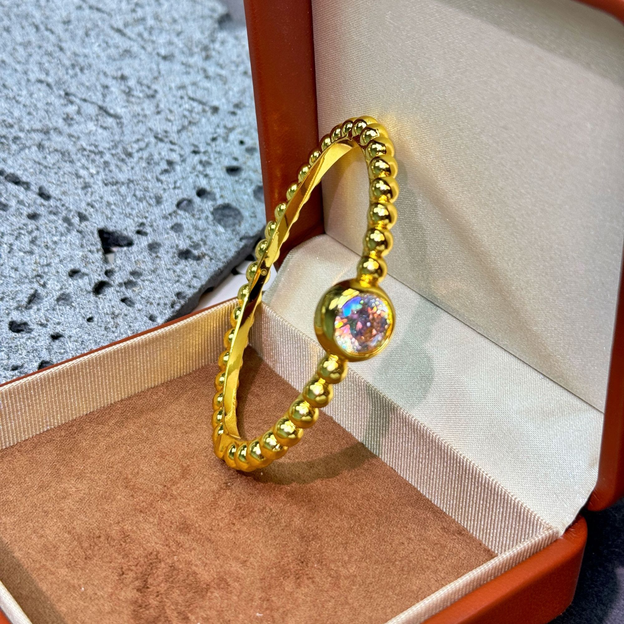  14344大泡泡卡扣手镯