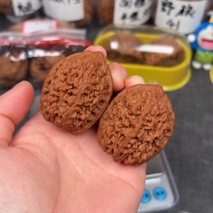 一***生桃核吊坠40肚大蒜头