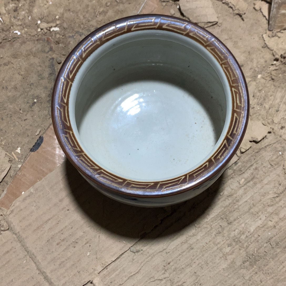 朋***友高端大气上档次瓷器。
