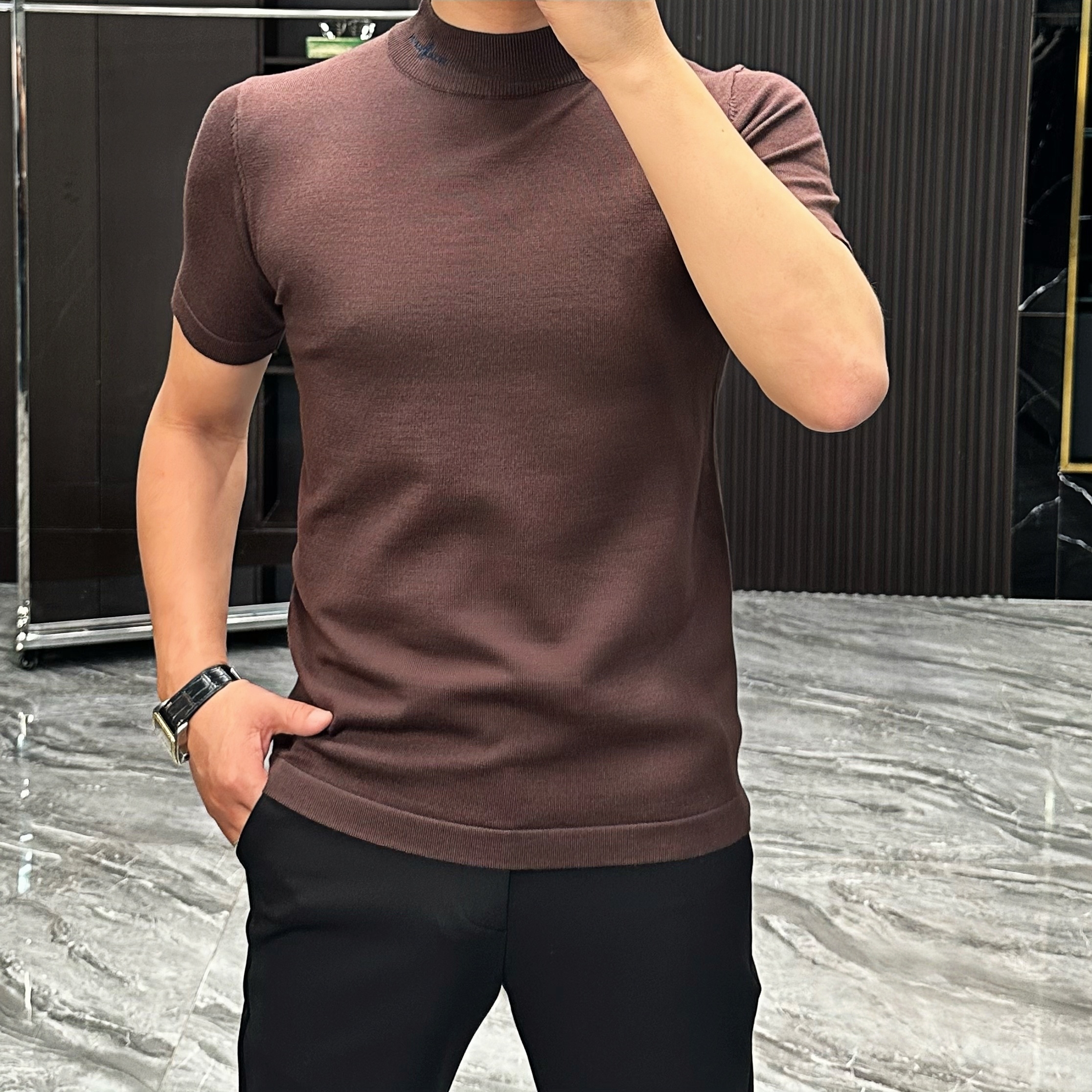 新款男士半高领针织毛衣重工刺绣纯色弹力针织毛衣短袖588