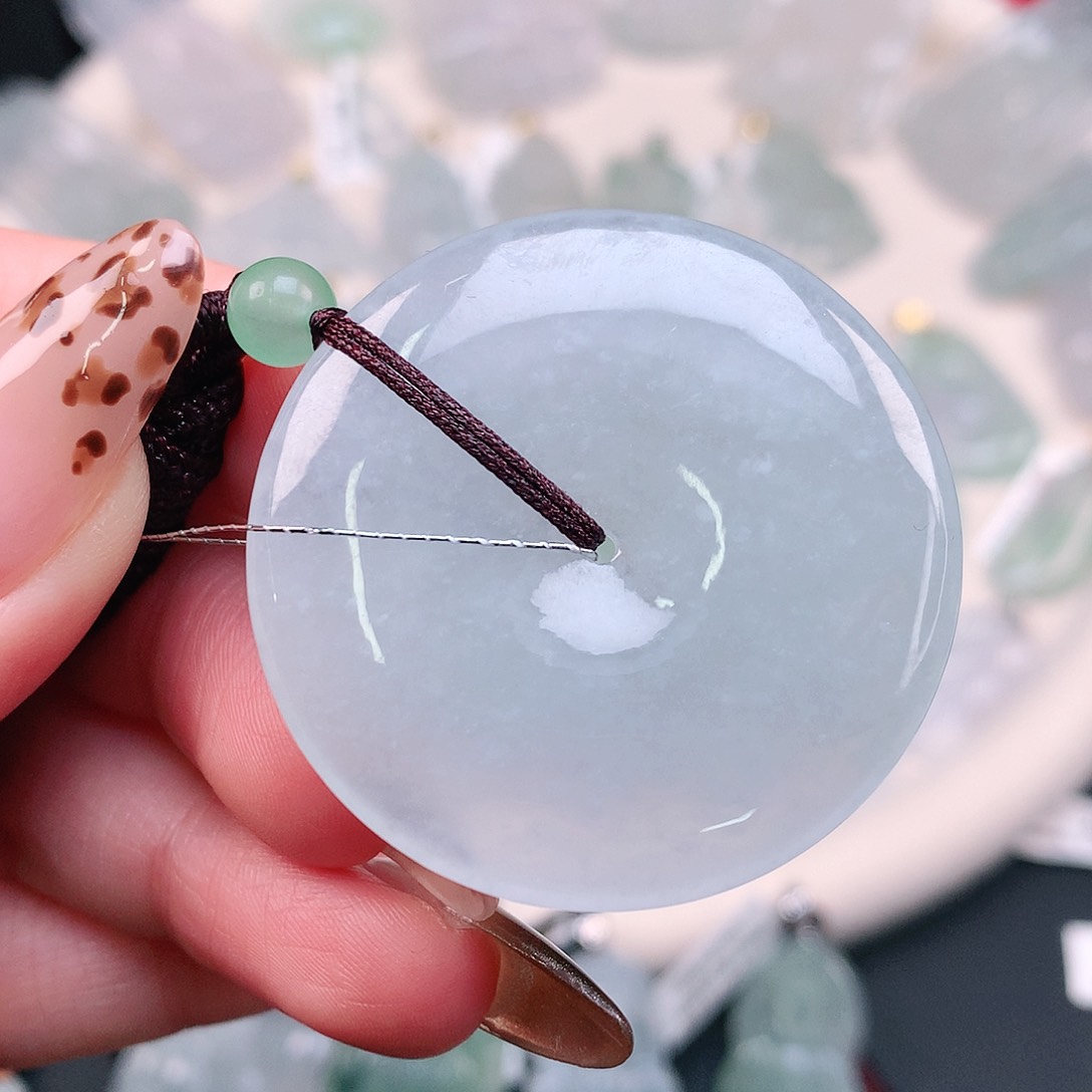 翡翠颈饰未镶嵌大平安扣40.5、5.6