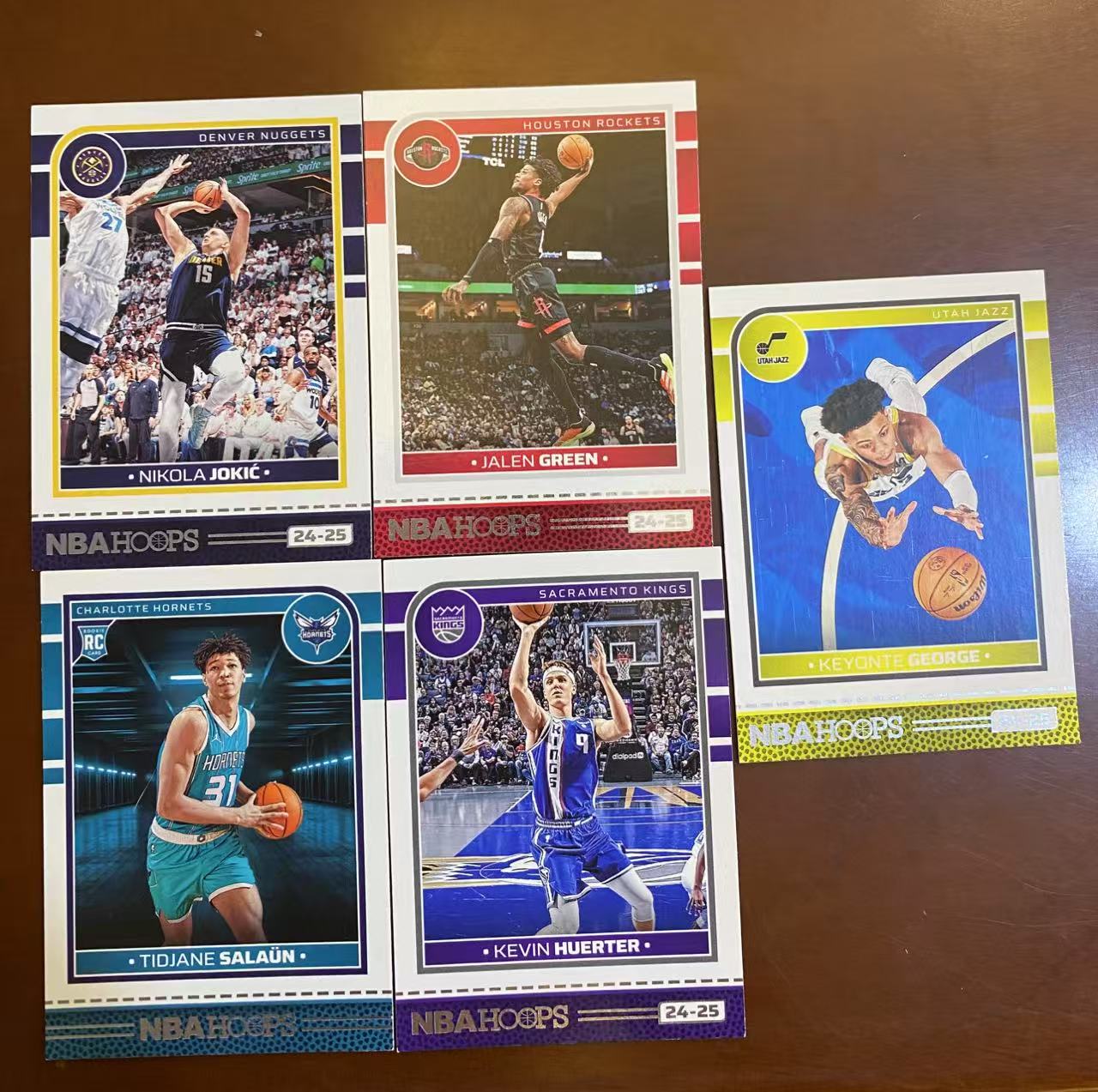 帕尼尼球星卡定制精选随机精美base 5张 赠送卡密