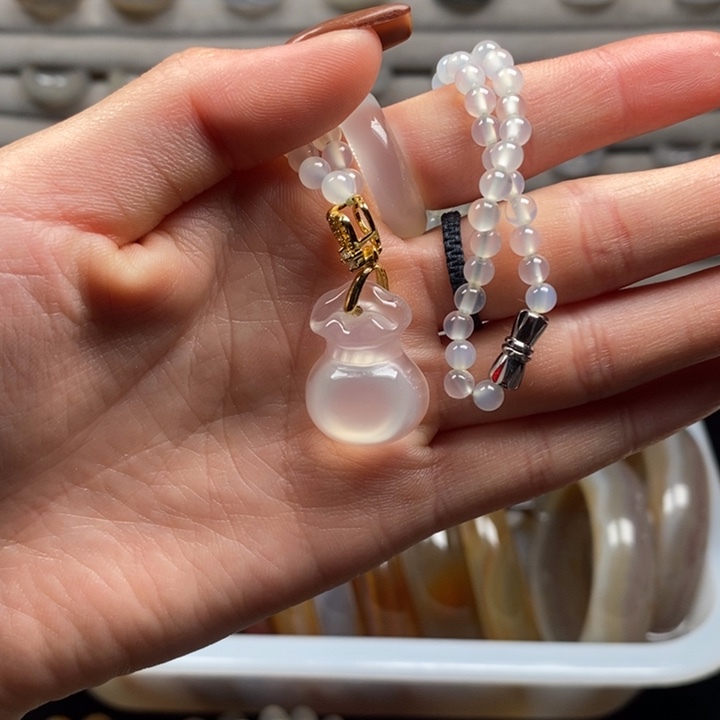 未镶嵌吊坠(赠链)玛瑙/玉髓