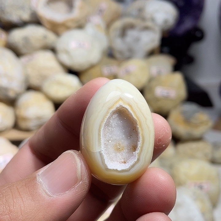 珠宝半成品水晶未镶嵌