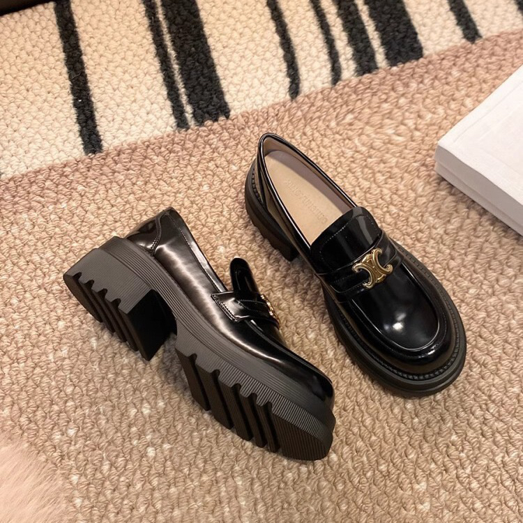 百搭厚底英伦风新款女凯旋门金属扣乐福鞋一脚蹬小皮鞋