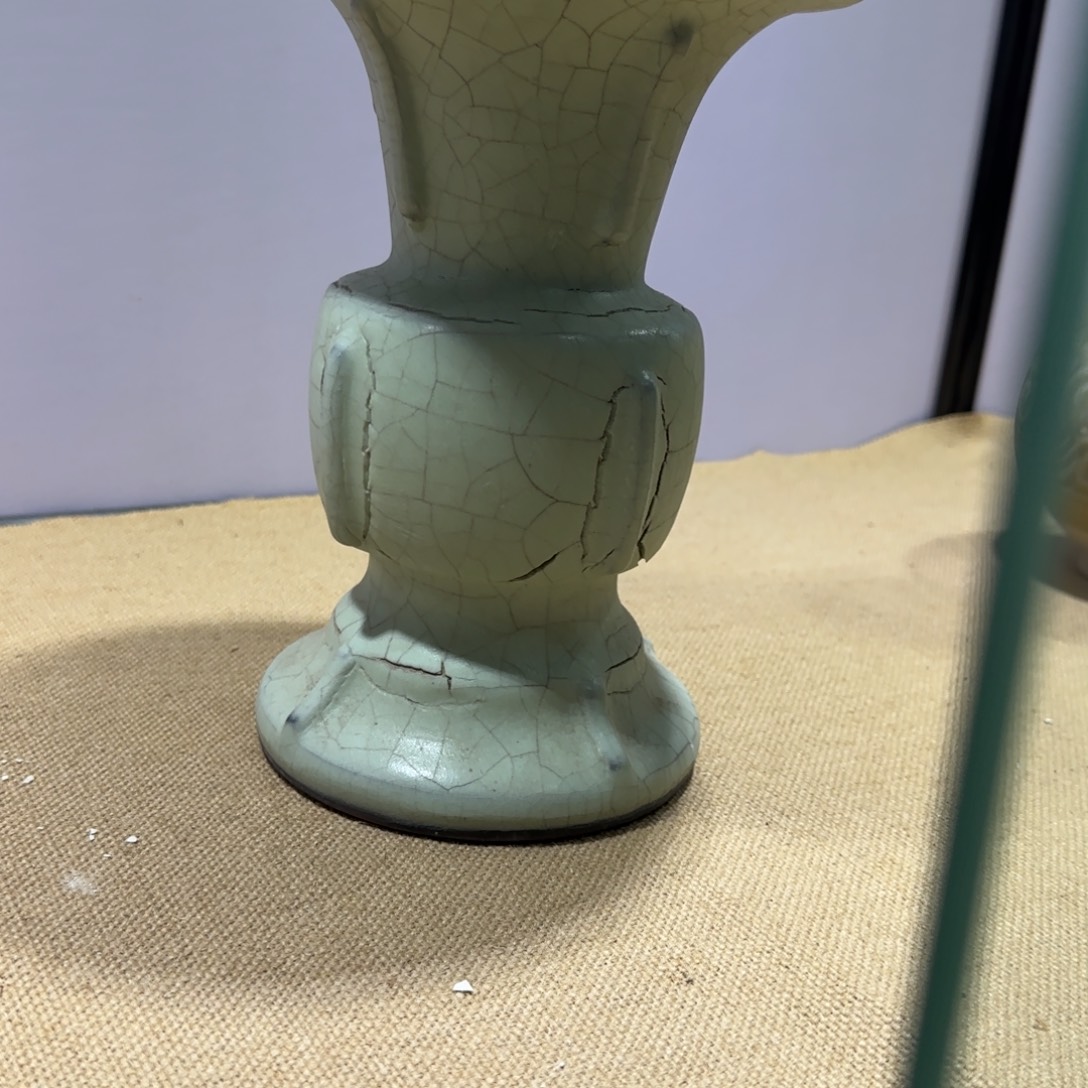 石***西摆件陶瓷器。        