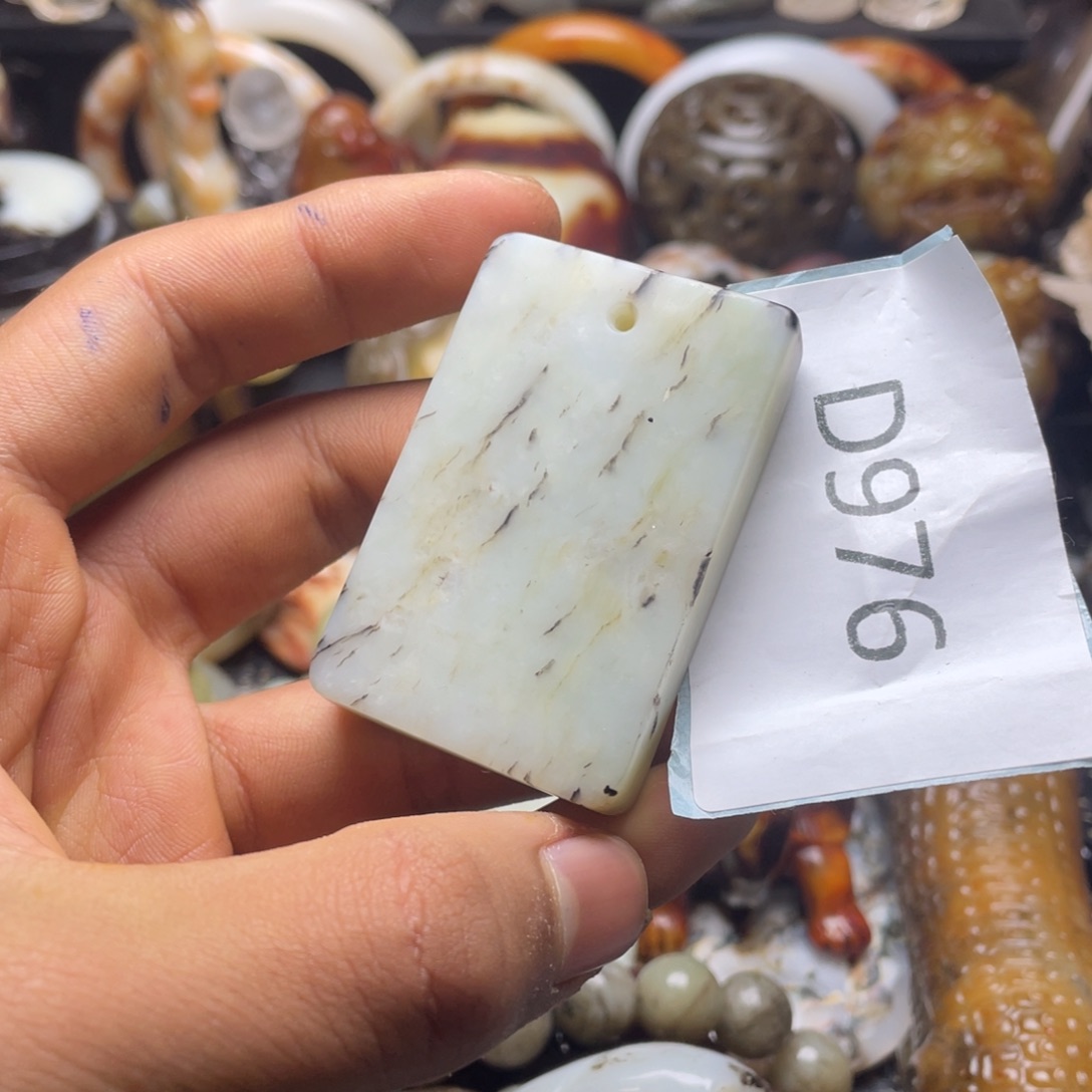 和田玉（糖玉）挂件未镶嵌