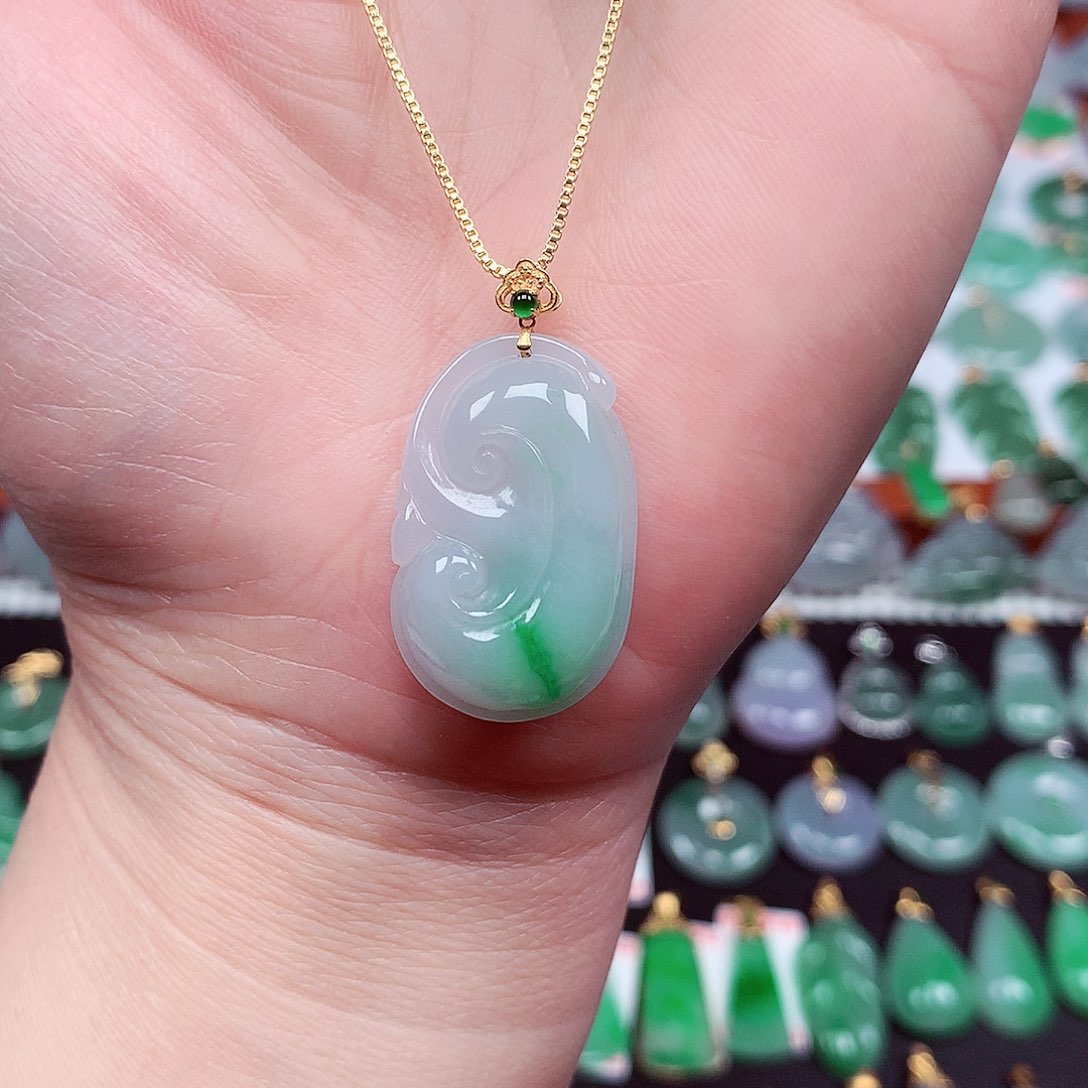 翡翠颈饰18K金镶嵌天然翡翠A货