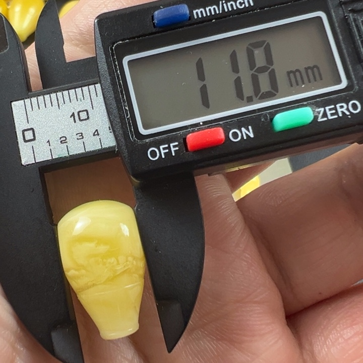 蜜蜡裸石未镶嵌9 杂