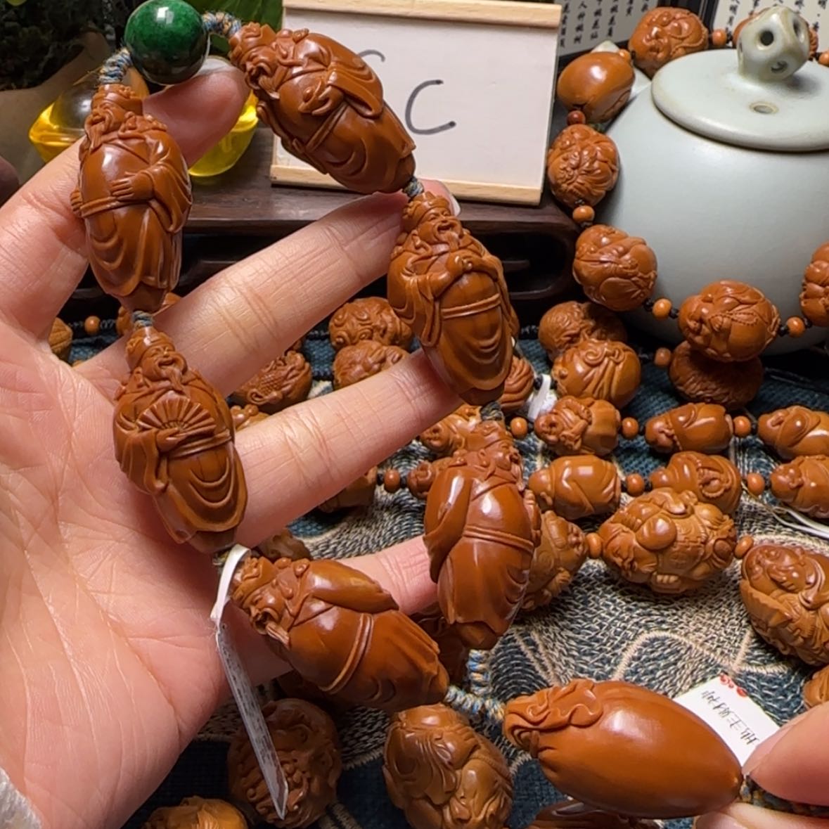 【闪购商品】橄榄核把件六合财神