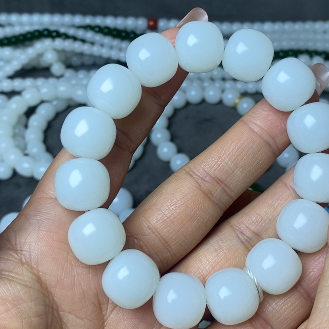 和田玉手链未镶嵌P****y