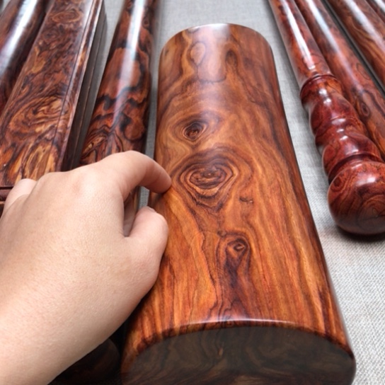 洋***翼海南黄花梨一个枕头