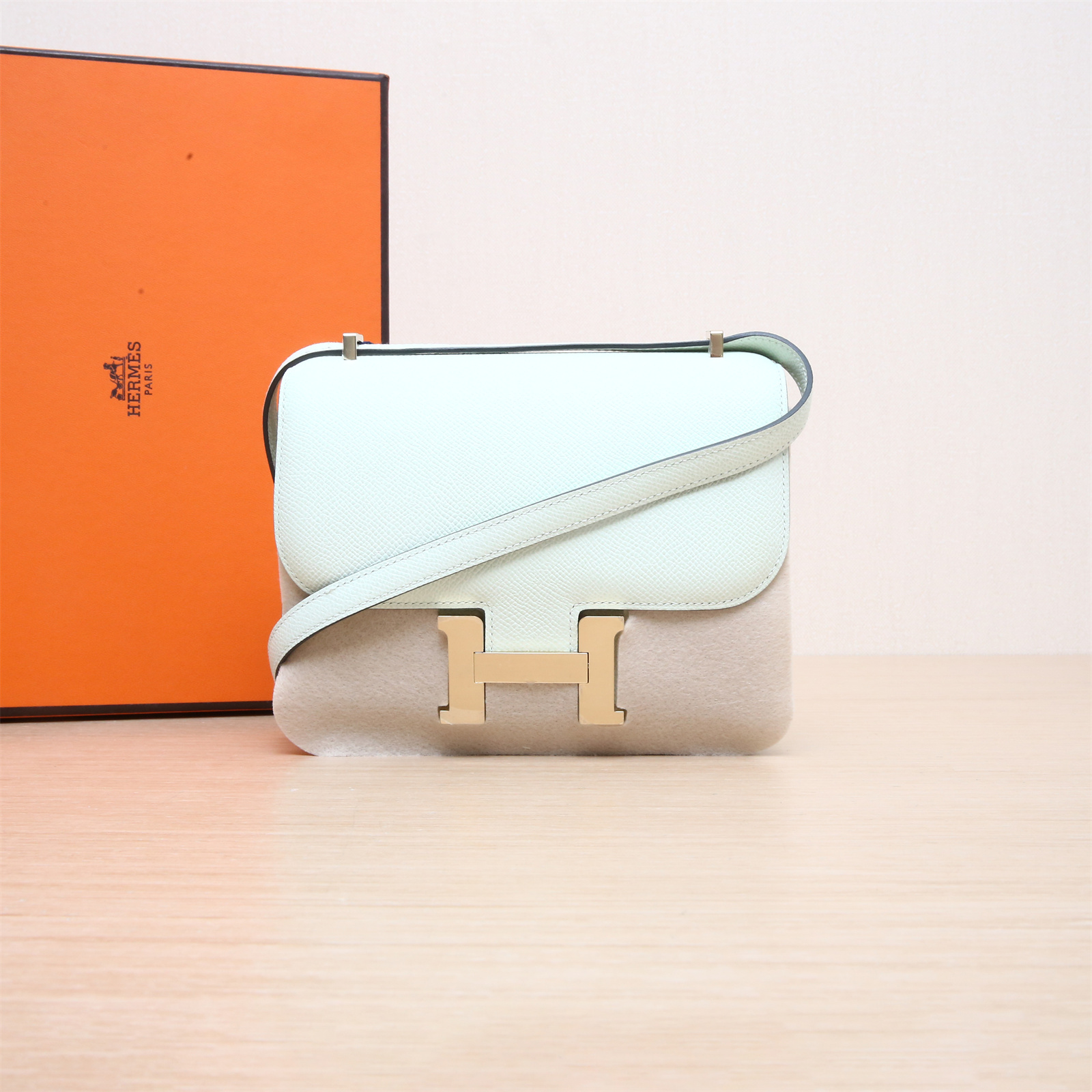 99新 Hermes/爱马仕 小花6珊 康康 带镜子 气泡绿 B刻 金扣 