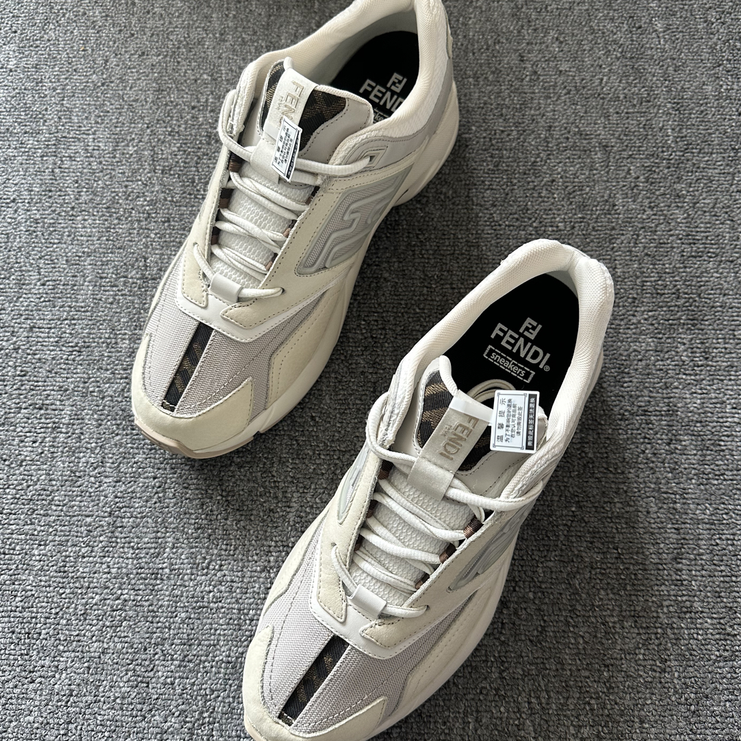未使用 FENDI/芬迪 faster男士运动休闲鞋 灰白