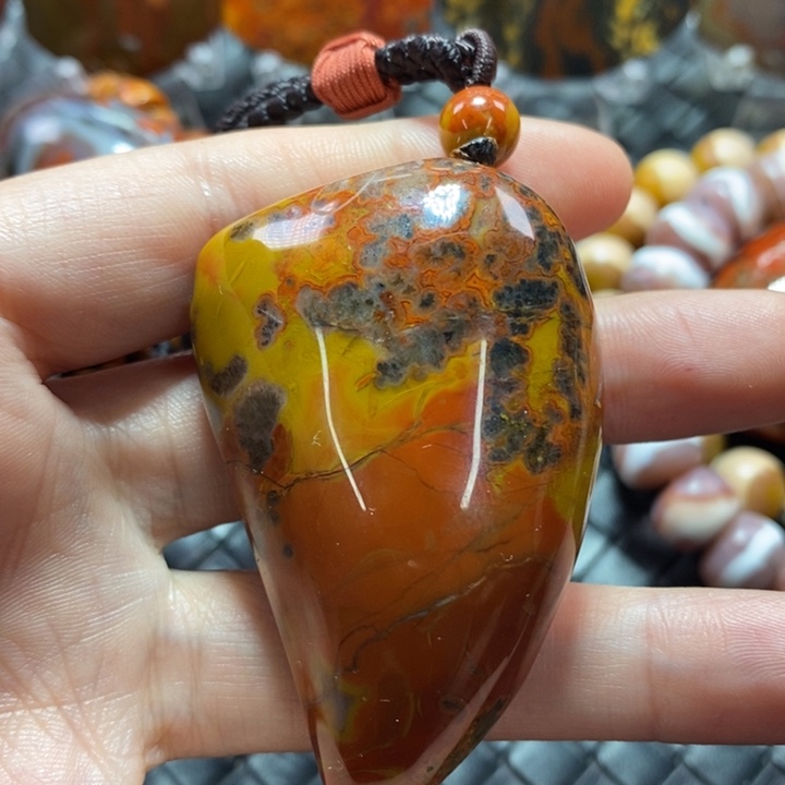 玛瑙/玉髓吊坠未镶嵌