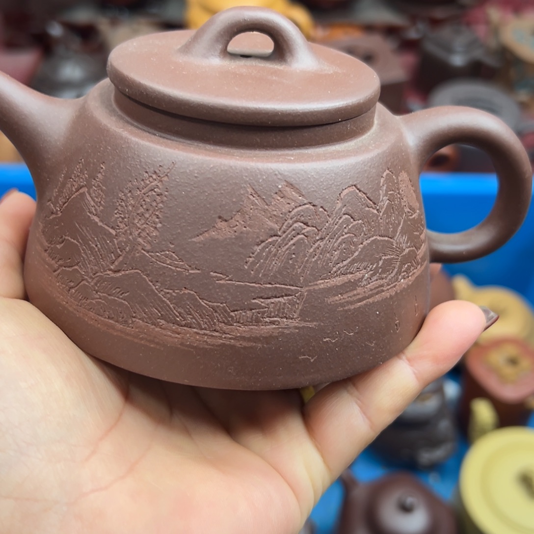 紫砂茶壶紫砂的………………紫砂