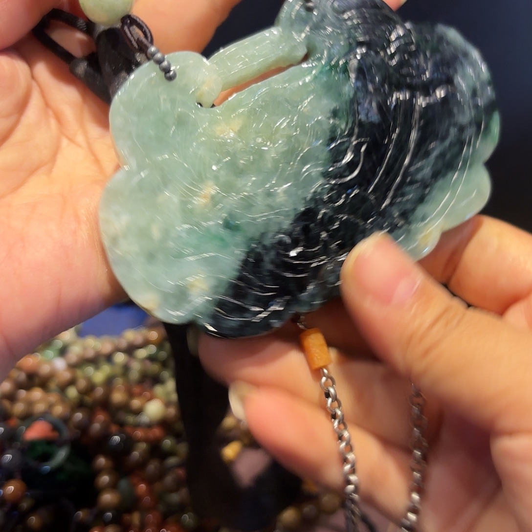 翡翠未镶嵌颈饰原创