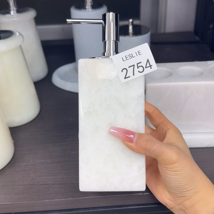 Yy2754。。。。。。。。福利