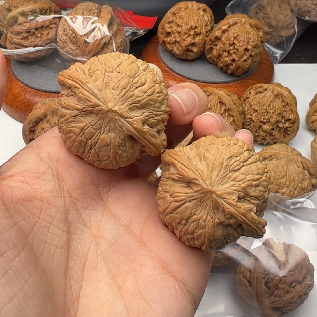 文玩核桃吊坠泥鳅背41