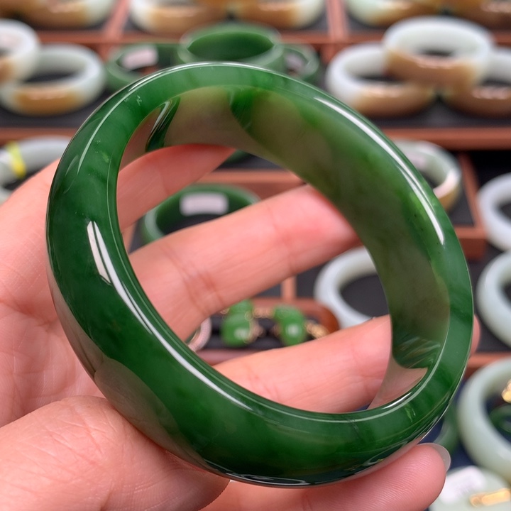 和田玉（碧玉）手镯未镶嵌58