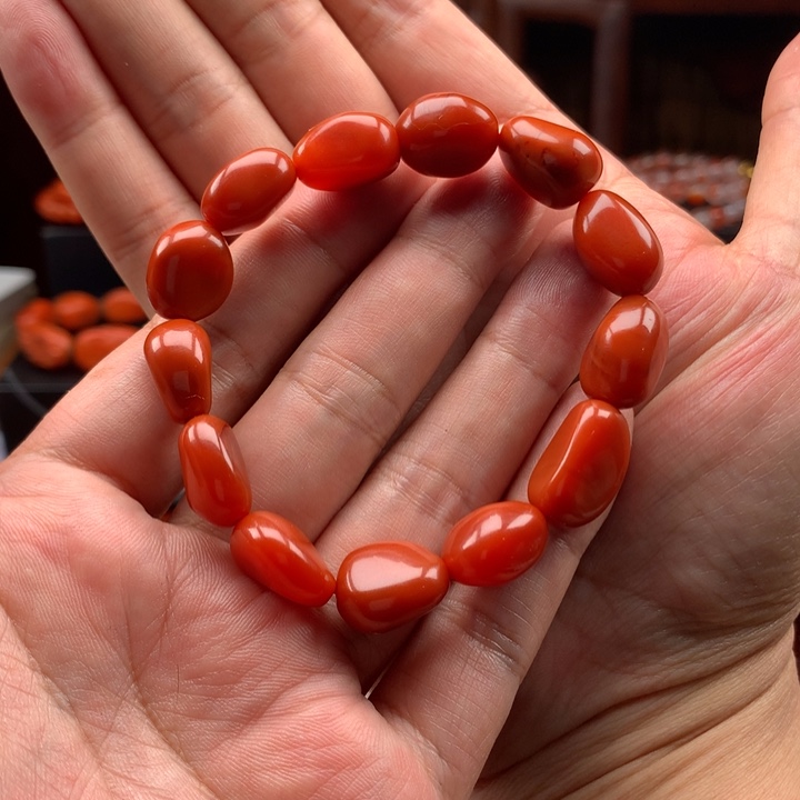 南红玛瑙手串未镶嵌
