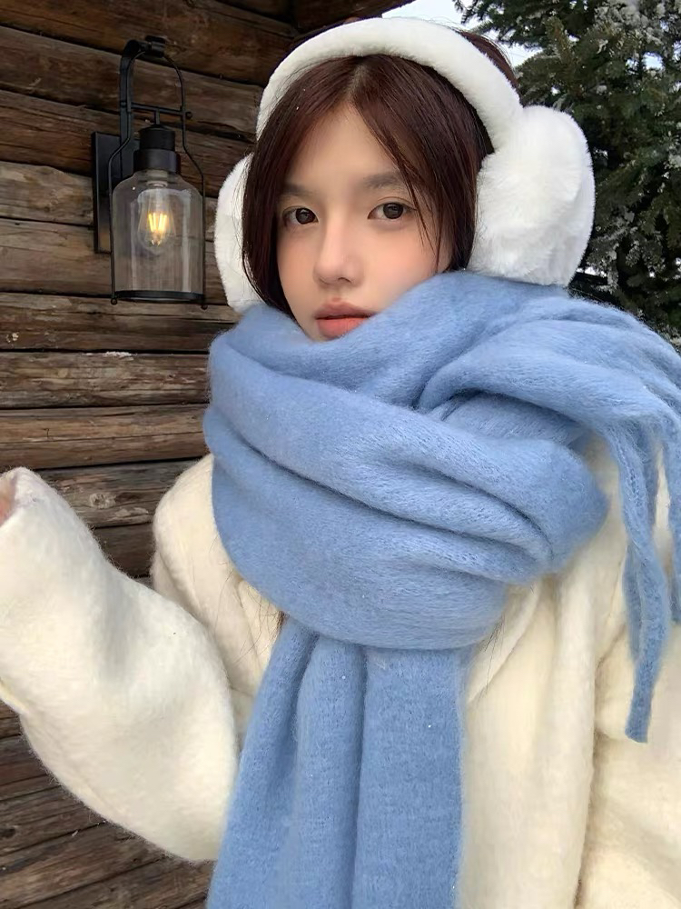 蓝色围巾女冬季氛围感加厚保暖纯色防寒克莱因蓝马海毛围脖披肩