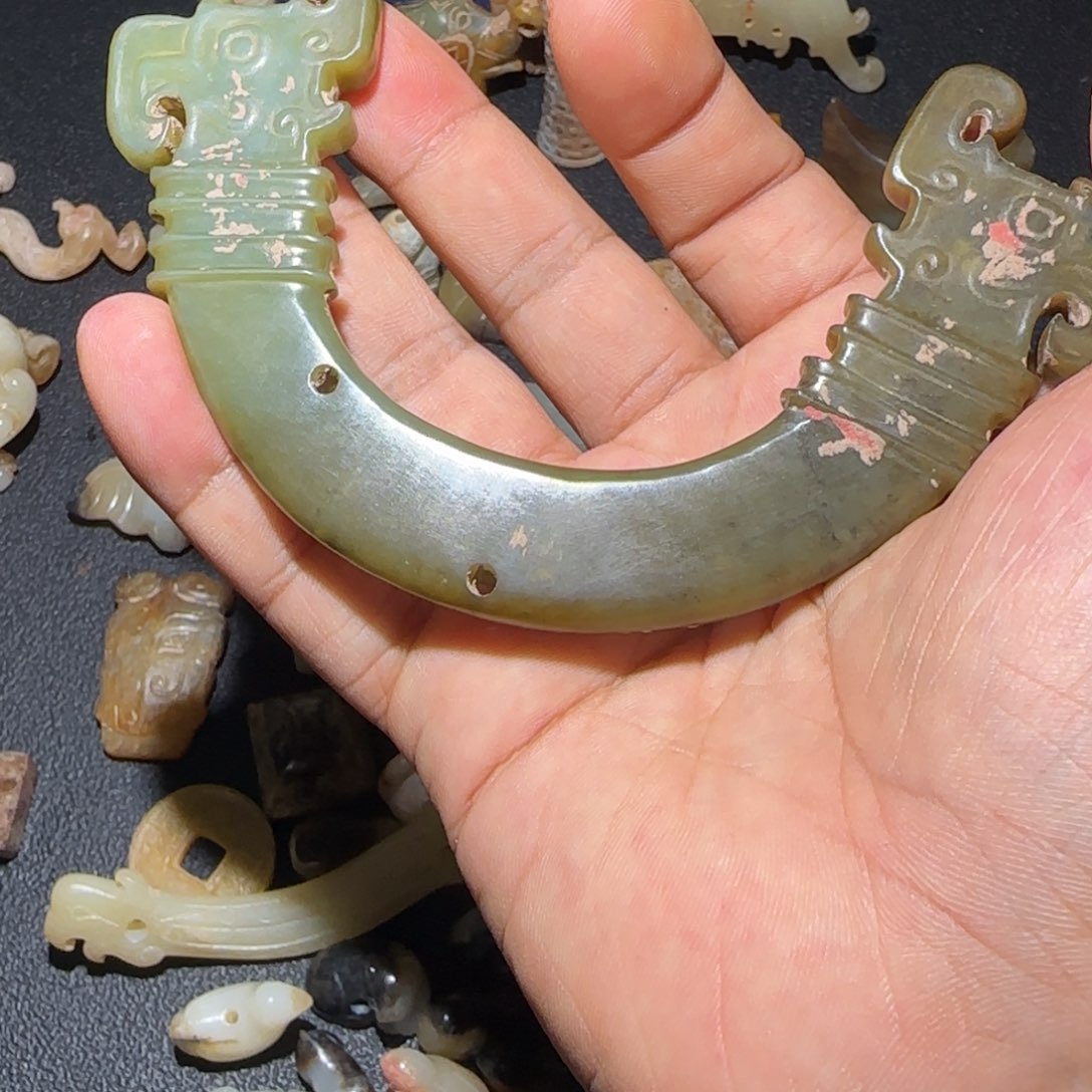 亚***轩和田玉（糖玉）未镶嵌挂件