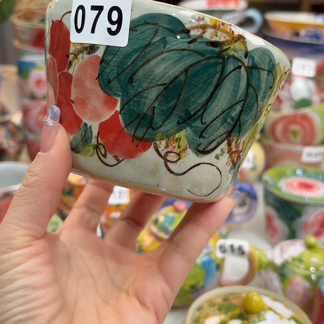 瓷片在这里我们都有很多话需要