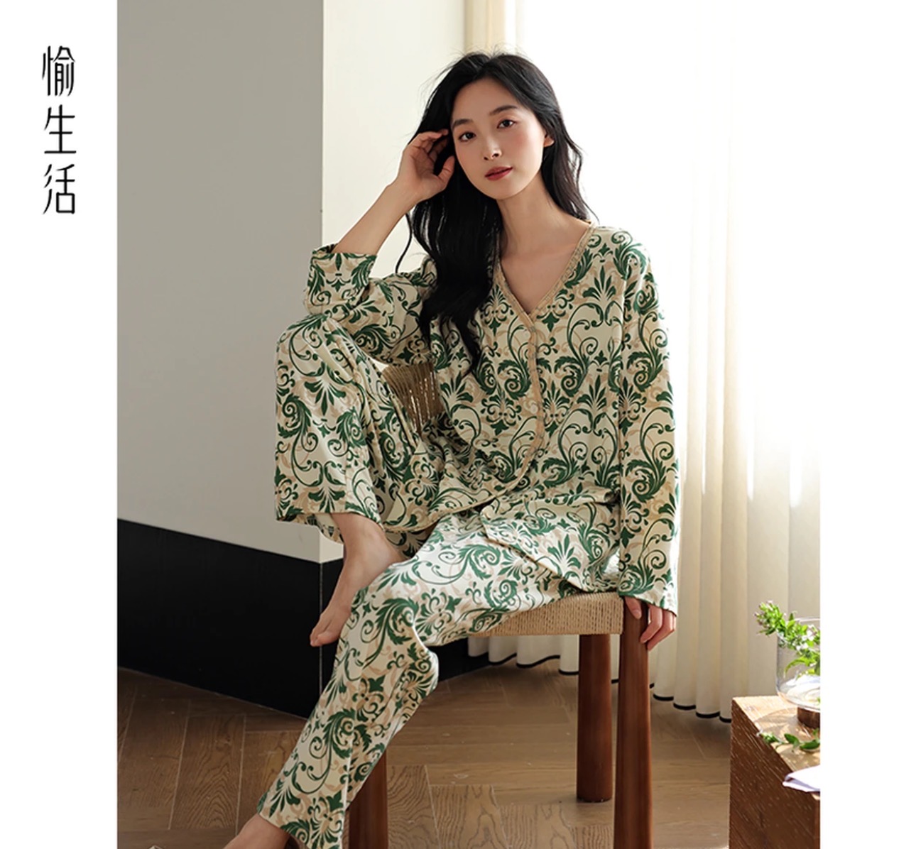 61-春秋季女款绿蓬花纹路开衫长袖长裤套装