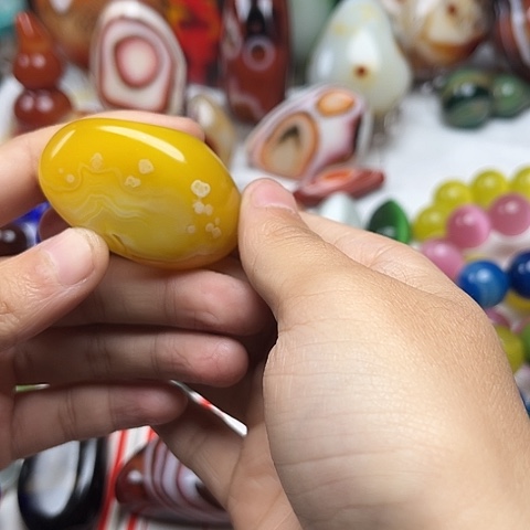 玛瑙/玉髓颈饰未镶嵌