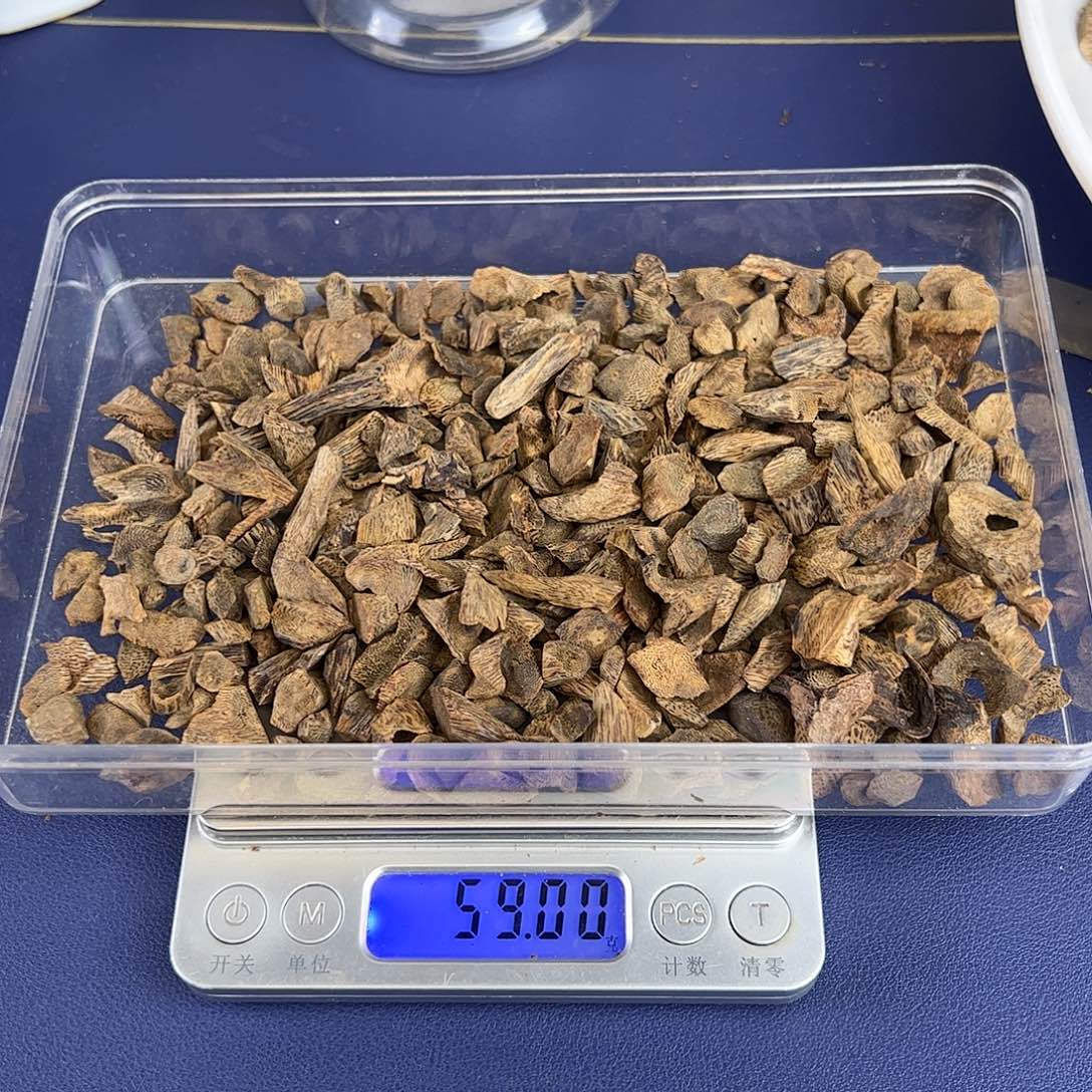 沉香沉香木制品醇化5年白棋壳子沉香原材料59克