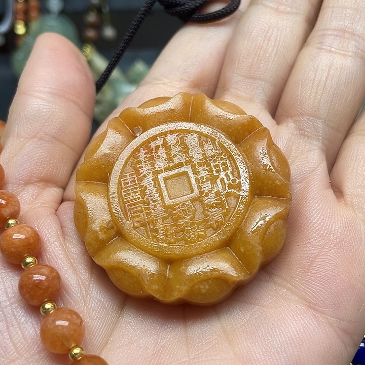 未镶嵌岫玉吊坠吊坠