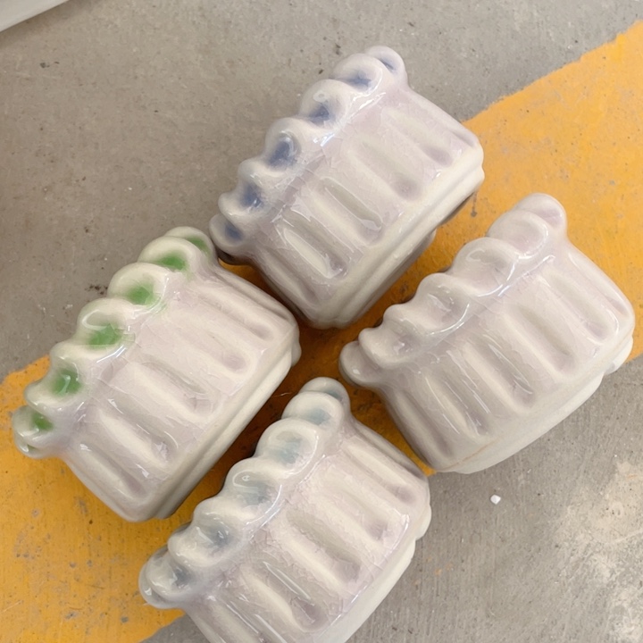 陶瓷7.5*5 半手工花盆默认微瑕